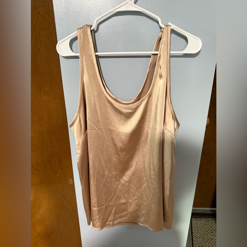 Old Navy Women's Tan Tank Top